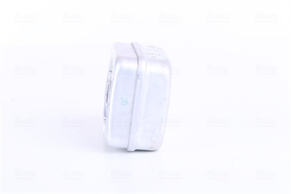 радиатор масляный!\ Audi 100/A4/A6, VW Golf/Passat 80> 90607 NISSENS