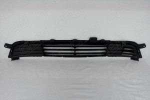 Решетка в бампер нижняя Mitsubishi Outlander 3 2012-2015 OEM3658 OEMPARTS
