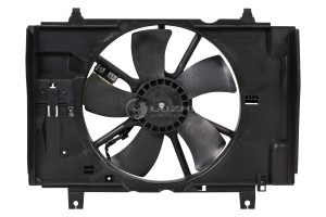 Вентилятор охлаждения с кожухом для а/м Nissan Tiida (04-) 1.6i LFK14EL LFK14EL LUZAR