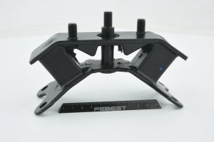 Опора двигателя SBM-011 SBM-011 FEBEST