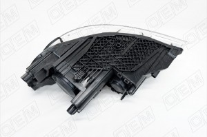 Фара правая Skoda Octavia 2 A5 2008-2013, галоген OEM0007FR OEMPARTS