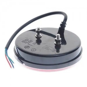 Фонарь задний универсальный светодиодный 12/24V c указателем стоп-сигнала MEGAPO 37017044 MEGA POWER