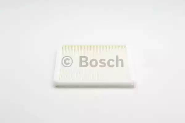 TOYOTA YARIS / RAV 4 / COROLLA НЕ УГОЛЬНЫЙ 1 987 432 084 BOSCH