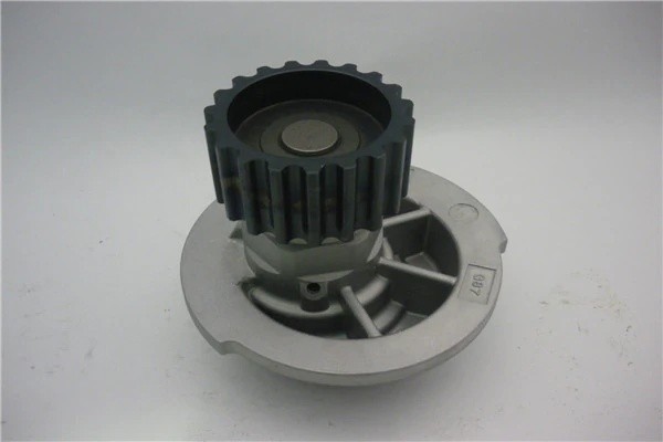 Насос водяной CHEVROLET Lacetti (1.4/1.6 DOHC),Aveo (03-) (1.4 DOHC) GMB GWG92A GMB