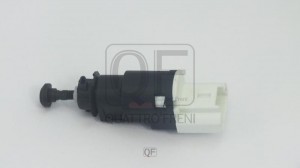 Датчик RENAULT Logan (12-) включения стоп-сигнала QUATTRO FRENI QF07F00013 QUATTRO FRENI