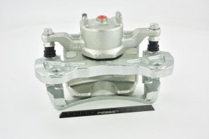 Суппорт пер прав PAJERO/MONTERO SPORT CHALLENGER KH# (08- ) 0477-KB4FRH 0477-KB4FRH FEBEST