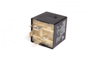 Реле VW AUDI SEAT SKODA насоса топливного OE 165 906 381 VAG