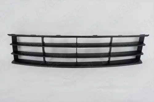 Решетка в бампер нижняя Skoda Octavia 2 A5 2008-2013 OEM3610 OEMPARTS