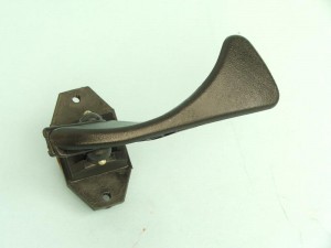 Ручка ВАЗ-2114,2115 двери внутренняя левая ДААЗ 21140-6105181-00 DAAZ