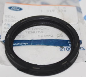 Сальник распредвала FORD Focus,C-Max (1.6) передний OE 1 319 178 FORD