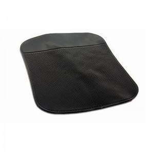 Коврик на панель приборов противоскользящий 18.5х14.5см черный "Nano" AVS 43188 AVS