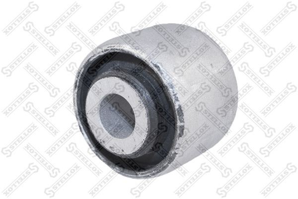 сайлентблок рычага нижн. пер. наружн.!\ Audi A4 all 00> 77-00163-SX STELLOX