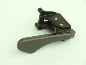 Ручка ВАЗ-2112 двери внутренняя левая ДААЗ 21120610518100 DAAZ