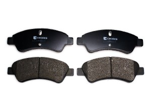 Тормозные колодки передние Low Metallic C11CR0013 C11CR0013 CWORKS
