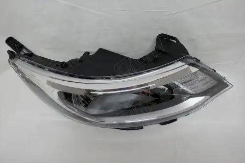 Фара правая Kia Rio 3 QB 2015-2017 OEM0016FR OEMPARTS