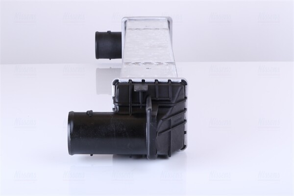 Интеркулер CHEVROLER CAPTIVA, OPEL ANTARA 2.0CDTI 06- 96411 96411 NISSENS