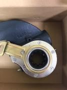 Рычаг тормозной (трещотка) (авт.) правый; (Ø38 мм; шлицы-10); 165 мм (-25мм); Sc TU0609020 ALON