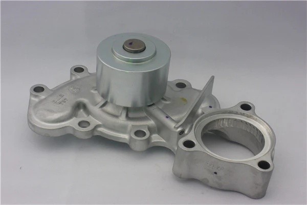 Насос водяной TOYOTA Hilux (07-) GMB GWT103A GMB