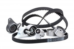 MITSUBISHI L200 (KB) (2006-2016) 2 РЕМНЯ + 4 РОЛИКА + ГИДРОНАТЯЖИТЕЛЬ VKMA95976 SKF