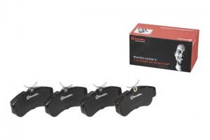 P56022 320 00=FDB604=572310B !колодки дисковые п.\Nissan Primera/Almera 1.5-2.2D P56022 BREMBO