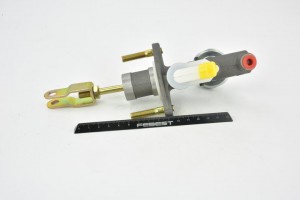 Цилиндр сцепления главный NISSAN PRIMERA P12 2001-2007 0281-B10RS 0281-B10RS FEBEST