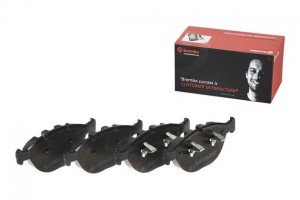 P06028 GDB1529=958 00 !колодки дисковые п.\ BMW X5 4.4/4.6/4.8 02> P06028 BREMBO