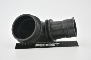 Патрубок воздушного фильтра NISSAN TERRANO III/PATHFINDER R50 1995-2003 NAH-E50 NAH-E50 FEBEST