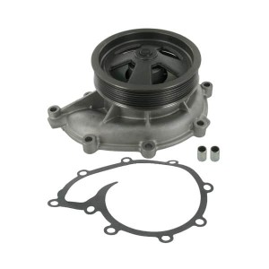 Насос водяной SCANIA 4 SKF VKPC7033 SKF