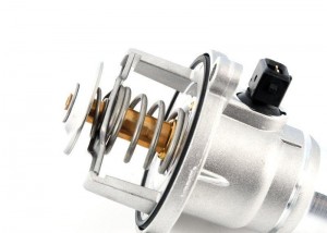 Термостат BMW 5 (E60),7 (E65,F01,F02),X5 (E70),X6 (E71) (N63) OE 11 53 7 586 885 BMW