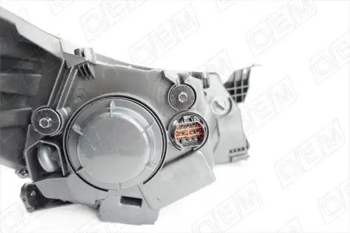 Фара левая Kia Rio 3 QB 2011-2015 OEM0070FL OEMPARTS