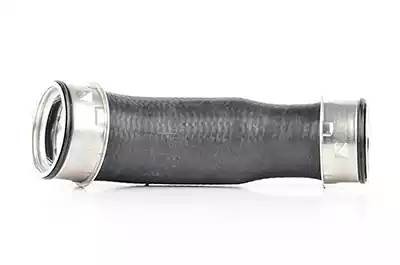 Патрубок VW T5 (03-) интеркулера BSG BSG 90-720-006 BSG