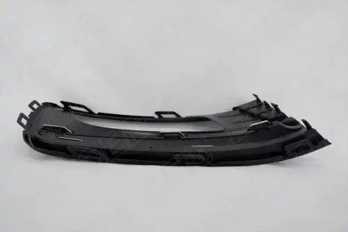Окантовка противотуманной фары левая Volkswagen Polo sedan 5 2015-2020, под хром OEM1302L OEMPARTS
