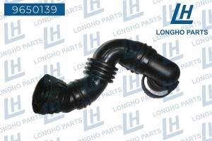 Патрубок VW Passat (06-) AUDI A3 (04-08) SKODA Octavia (04-08) вентиляции картер 9650139 LONGHO PARTS