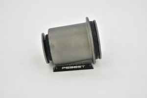 Сайлентблок переднего нижнего рычага CRAB-026 CRAB-026 FEBEST