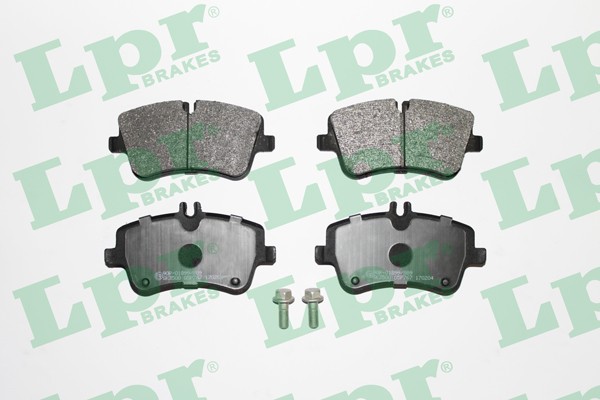 Комплект тормозных колодок 05P767 05P767 LPR
