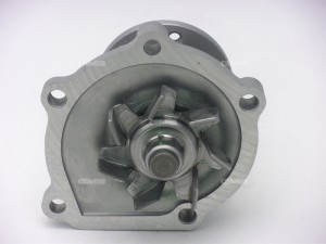 Насос водяной TOYOTA Corolla (85-) GMB GWT68A GMB