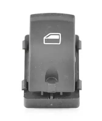 Кнопка стеклоподъемника AUDI A3 (04-) двери левой BSG BSG90860012 BSG