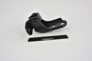 ПЕТЛЯ ПЕРЕДНЕЙ ПРАВОЙ ДВЕРИ ВЕРХНЯЯ подходит для TOYOTA CRESTA GX90,JZX9#,LX90,S 0199-HDUZJ100FRU FEBEST