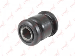 Сайлентблок передний переднего подрамника C9675 LYNXAUTO