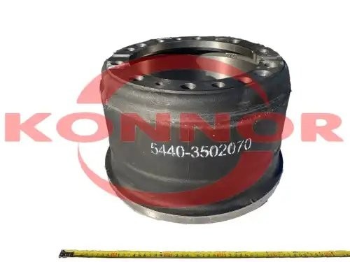 барабан тормозной задний! Н=235, D=410, 10отв.\ МАЗ 5440/6430, АМАЗ 54403502070 KONNOR