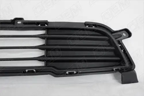 Решетка в бампер нижняя Mitsubishi Outlander 3 2012-2015 OEM3658 OEMPARTS