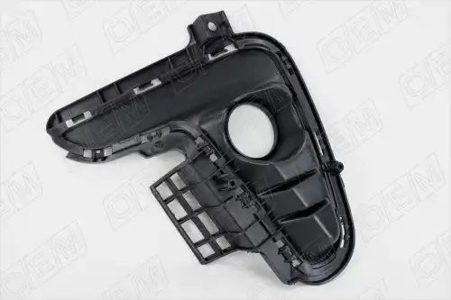 Окантовка противотуманной фары правая Kia Rio 4 FB седан, 2017-2020 OEM1383R OEMPARTS