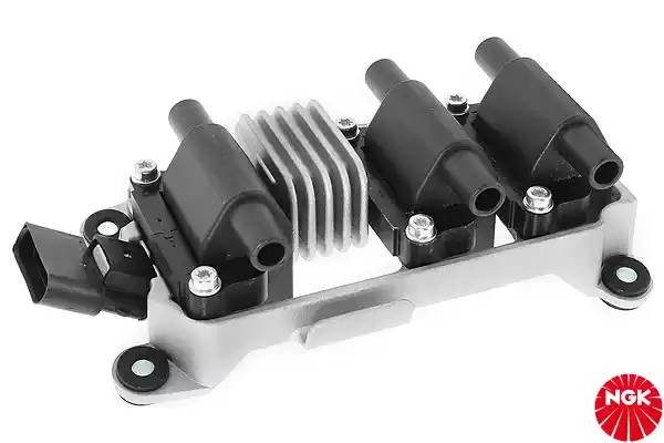 U2010NGK катушка зажигания!\ Audi A4/A6/A8, VW Passat, Skoda SuperB 2.4-2.8i 97> 48037 NGK