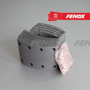 накладки тормозные!к-кт 8 шт.сверленые с заклепками 64шт.,R0,140х188\KAMAZ 53215 BP53226 FENOX