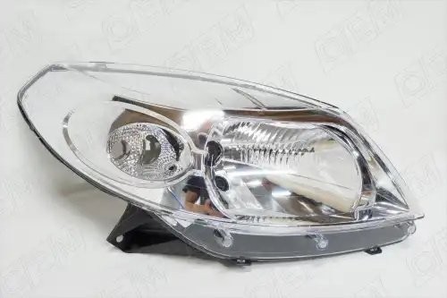 Фара правая Renault Sandero 1 (2009-2014) светлая OEM0069FR OEMPARTS