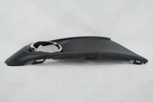 Окантовка противотуманной фары правая Volkswagen Polo sedan 5 2010-2015, под хро OEM1437R OEMPARTS