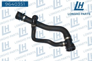 Патрубок резиновый (шланг) \ BMW 17127536230 9640351 LONGHO PARTS