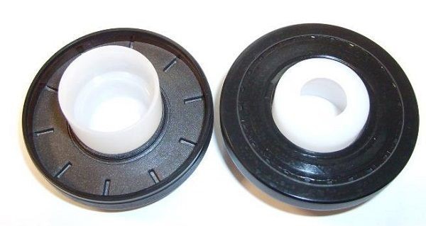 сальник р/в! 24x50x8\ Peugeot 307 1.4 16V DOHC 02> 505.600 ELRING