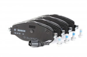 Колодки тормозные дисковые передние 0986494660 0 986 494 660 BOSCH