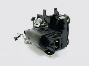 Замок двери передней левой UKORAUTO U0528021L UKORAUTO